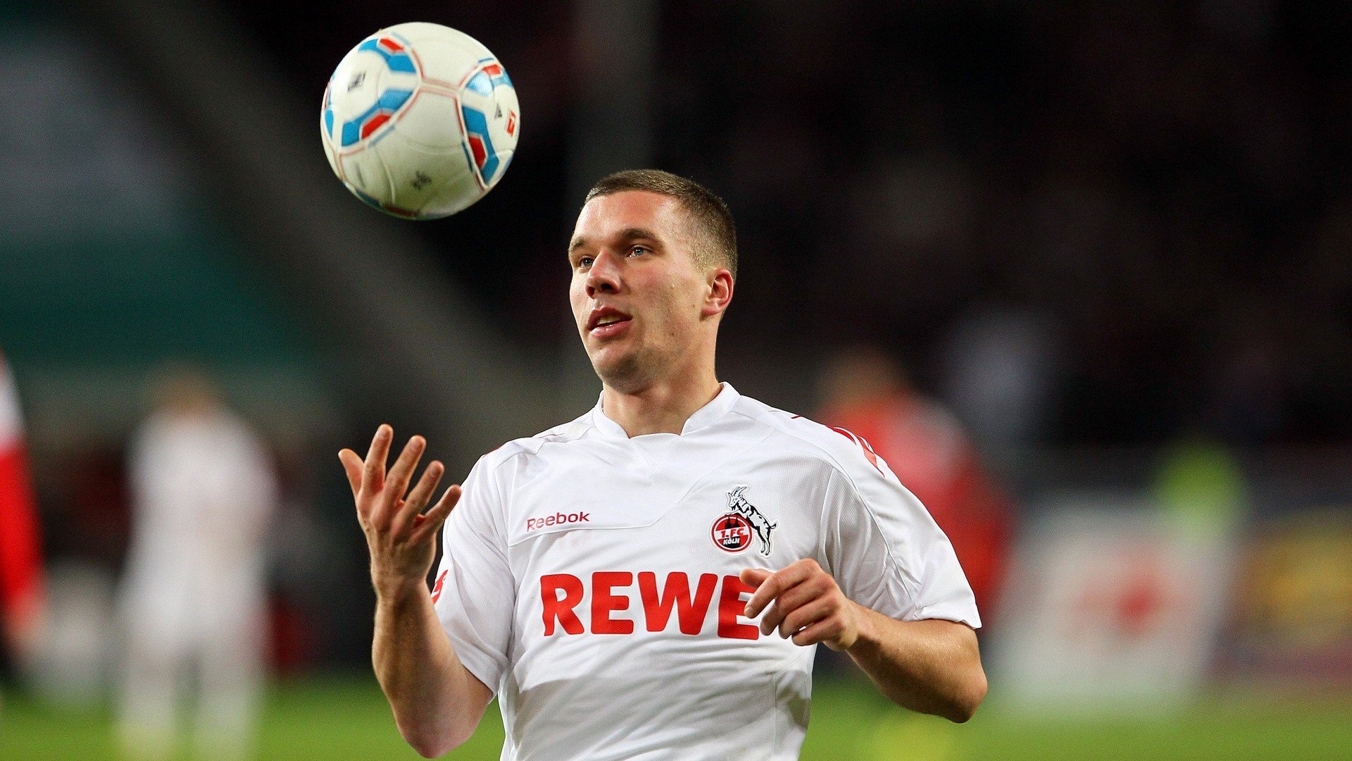 中超联赛精彩瞬间 中国足球逆转成亮点，中超足球比赛视频